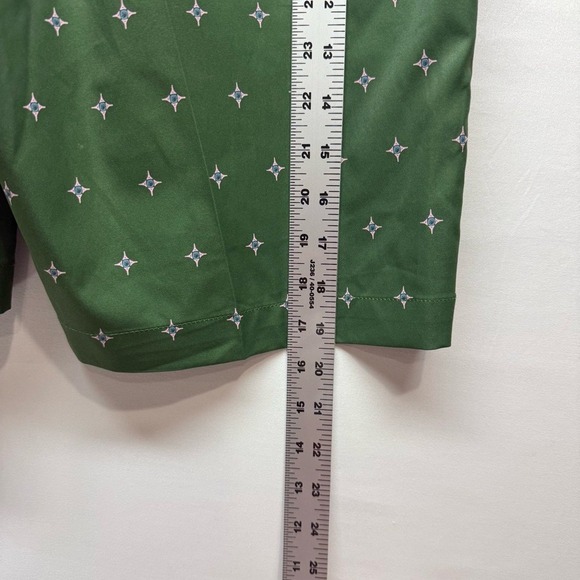 Walter Hagen Men's Perfect 11 Golf Shorts Tee Geo‎ Pattern, Forest Pine, Size 30 - Picture 9 of 10